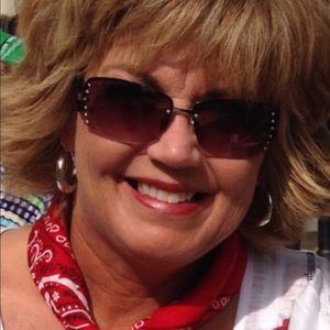 Meet your Posher, Joan