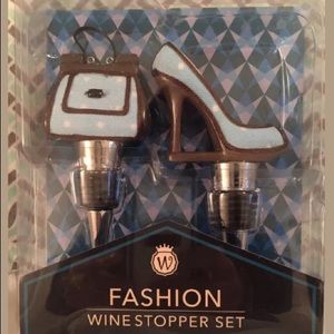 NEW Wild Eye Designs Purse & Shoe Wine Stopper Set