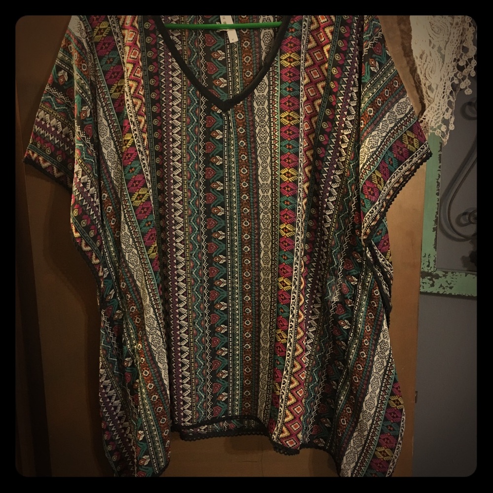 Tribal/ Aztec print blouse