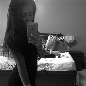 Meet your Posher, Noelle