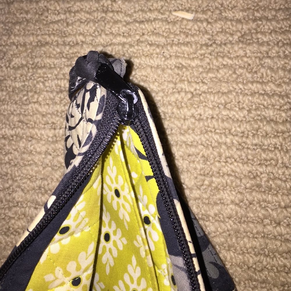 Tech device holder - Picture 2 of 2