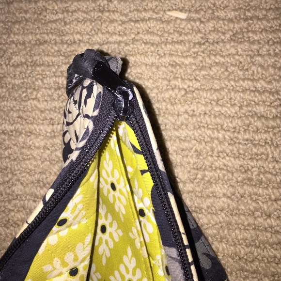 Tech device holder - Picture 2 of 2