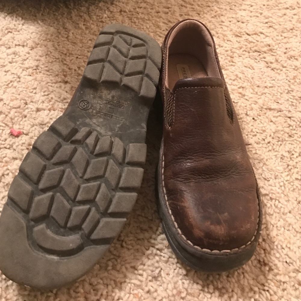 Predictions shoes - Picture 2 of 2