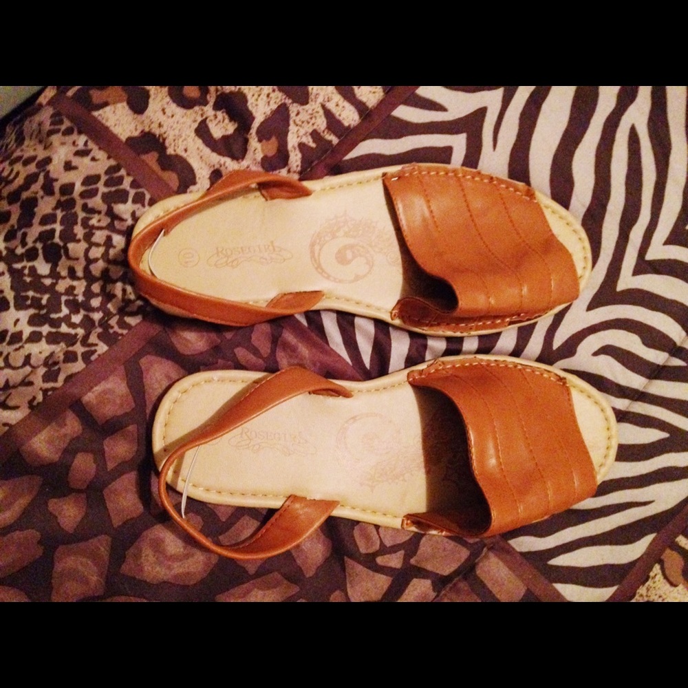 Camel slip ins*new*