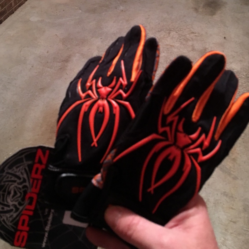 Spiderz Batting gloves