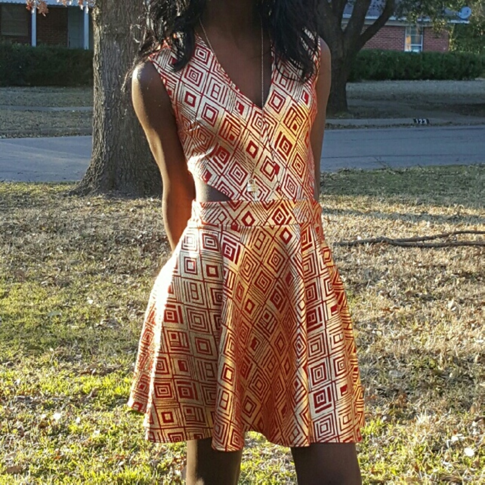 gold and red dress sz Large