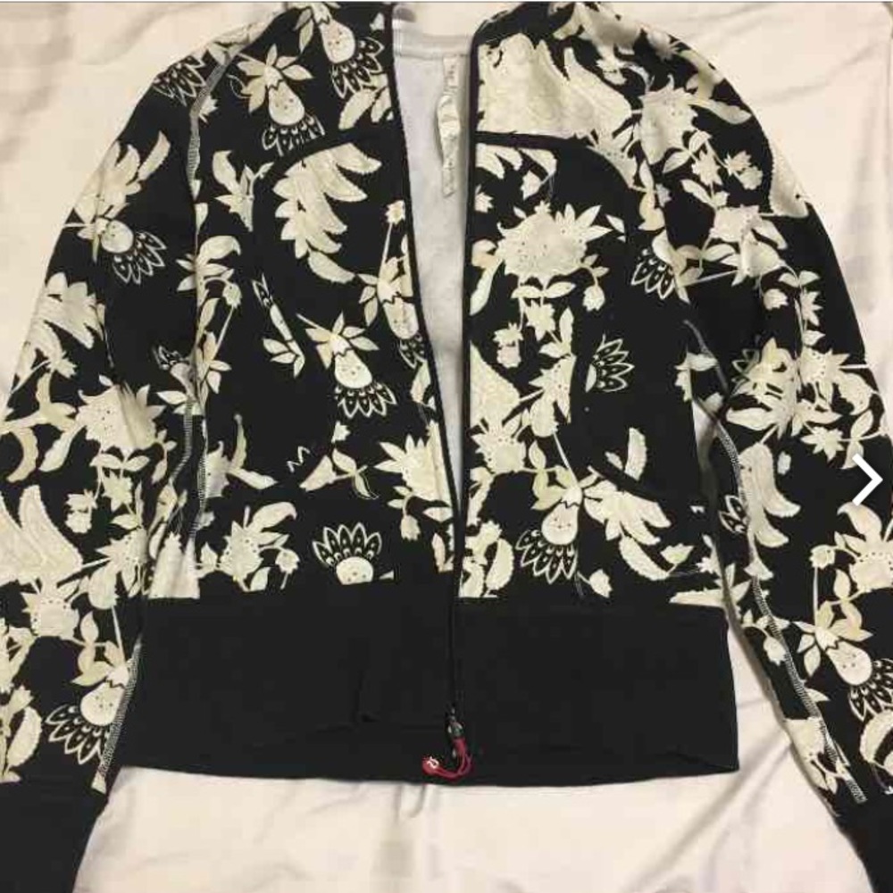 Lululemon Scuba zip up