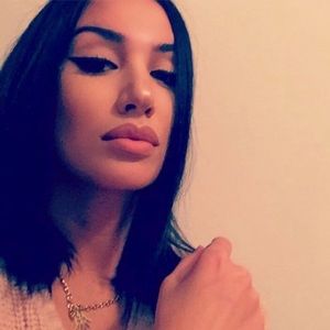 Meet your Posher, Caro