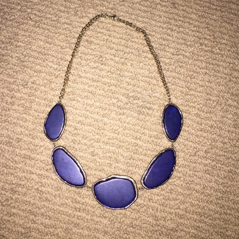 Statement necklace