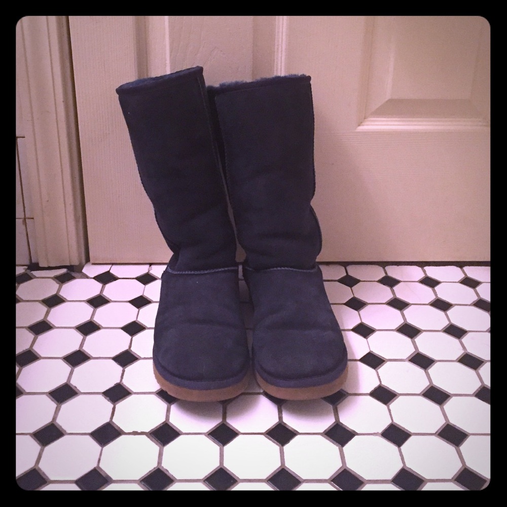 Tall navy blue uggs