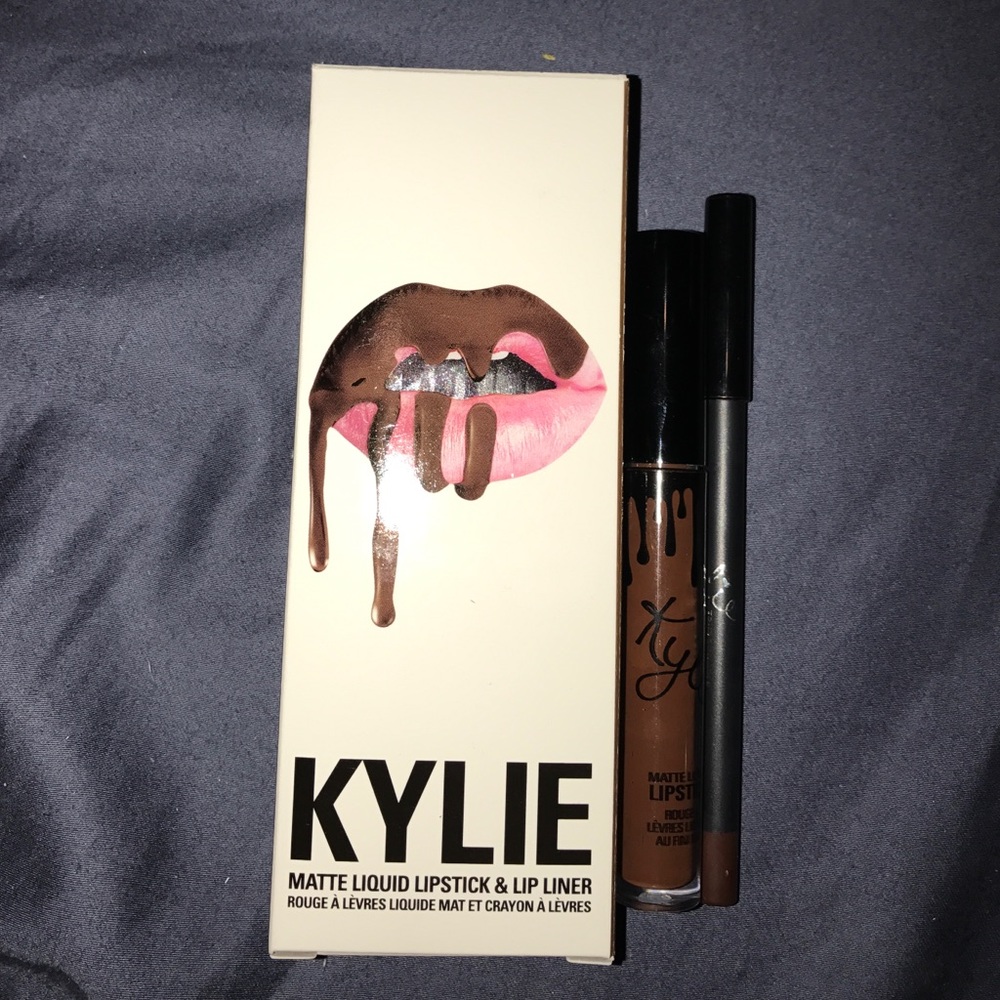Kylie Lip Kit True Brown K