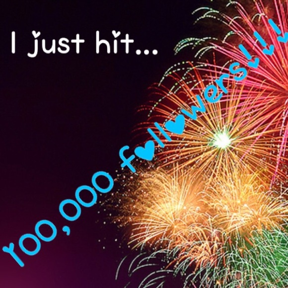 450 THOUSAND FOLLOWERS!!!! 💃🏼🍻🍾🥂🎈🎉🎊 - Picture 7 of 7