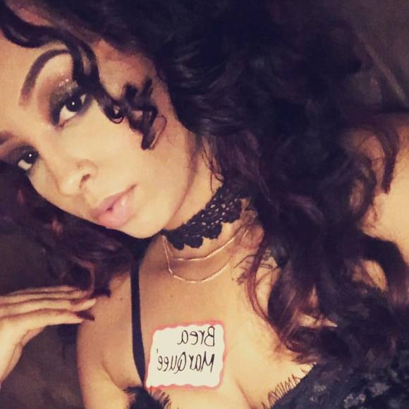 Meet your Posher, Brea - Picture 1 of 1