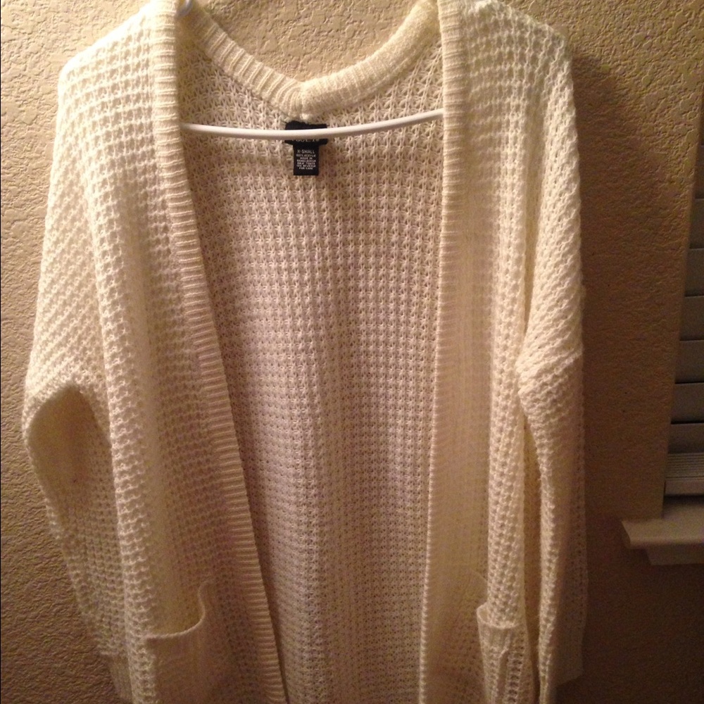 White knit cardigan