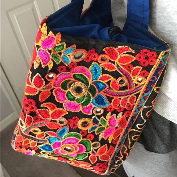 Large tote style bag. Hand embroidered. - Picture 2 of 2