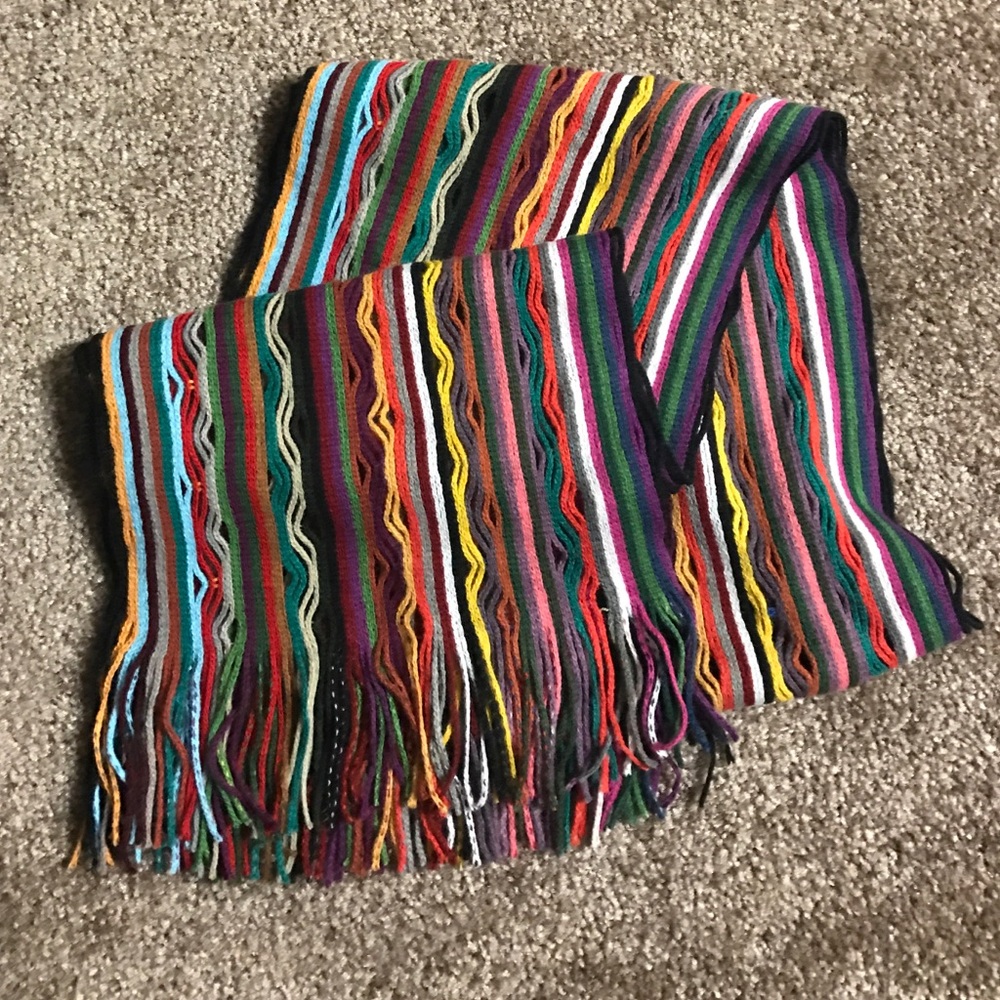 ✨MUST GO✨ Scarf