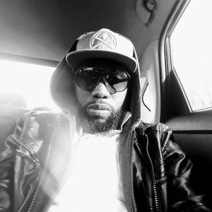 Meet your Posher, Nicholas