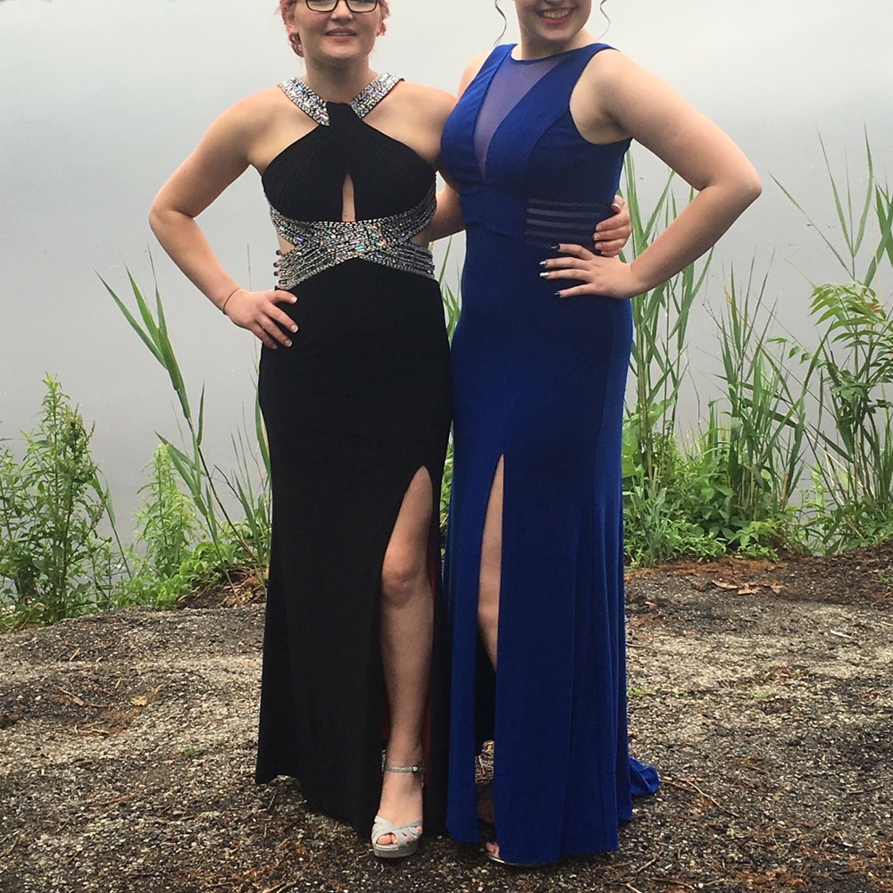 Blue prom dress
