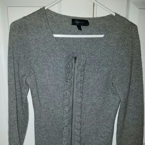Gray zip up cashmere sweater with ruffle