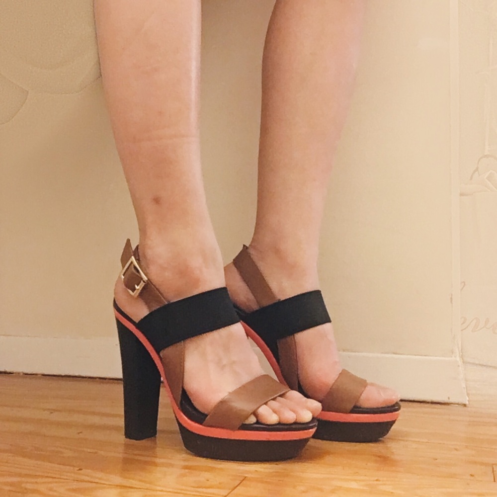 Jessica Simpson heels