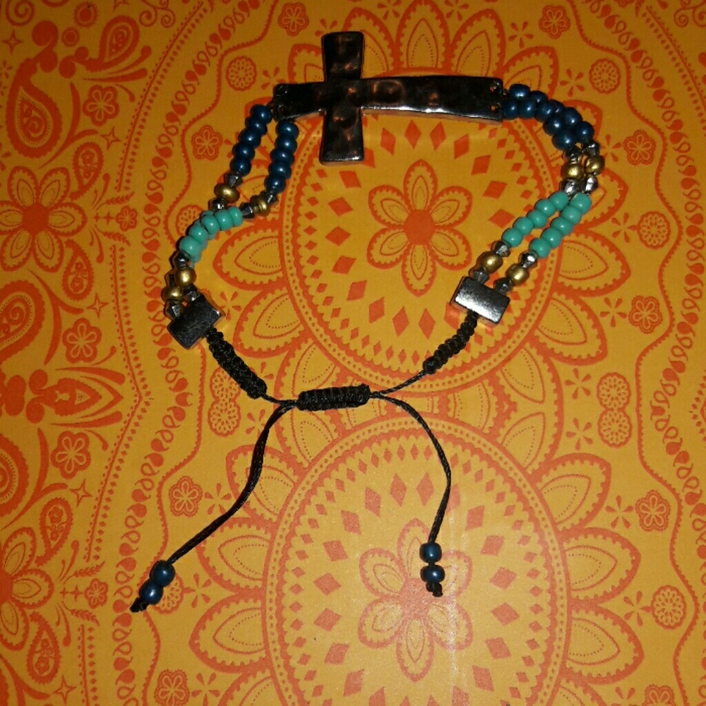 Cross silver beaded adjustable bracelet EUC beads