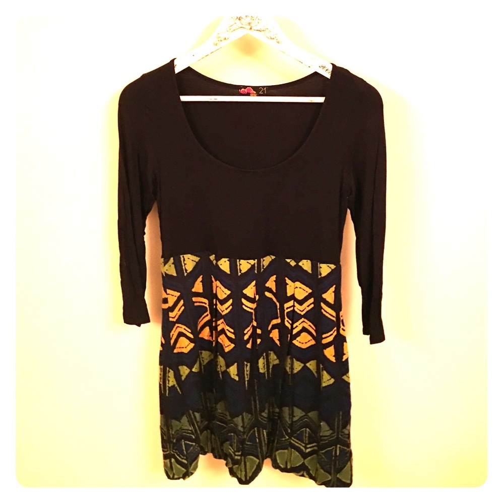Forever 21 Geometric Design Long-Sleeved Dress