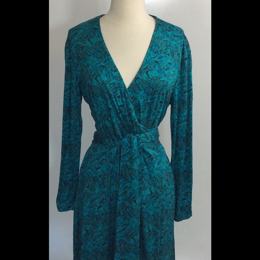 100% Silk Diane Von Furstenberg Wrap Dress