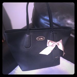 Coach tote. Previously claimed but sale was no go