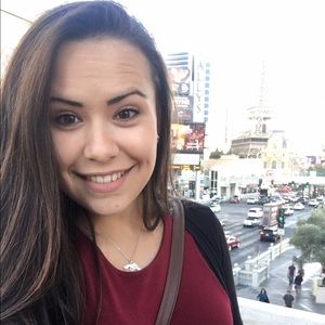 Meet your Posher, Ashlyn