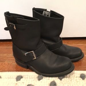 Frye double buckle Moto Boots size 6 Frye double buckle Moto Boots size 6