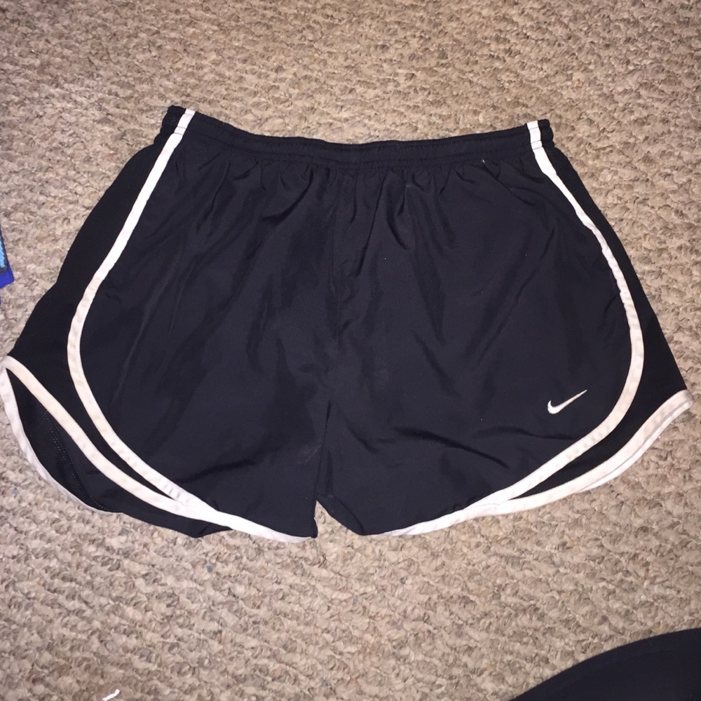 Women's Nike Tempo shorts