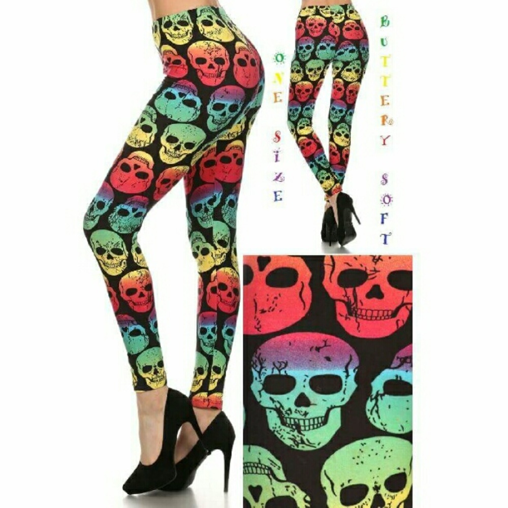 Rainbow Skulls One Size Soft Leggings