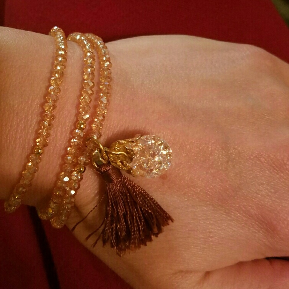 Floating Cubic zirconia and sterling silver neckla