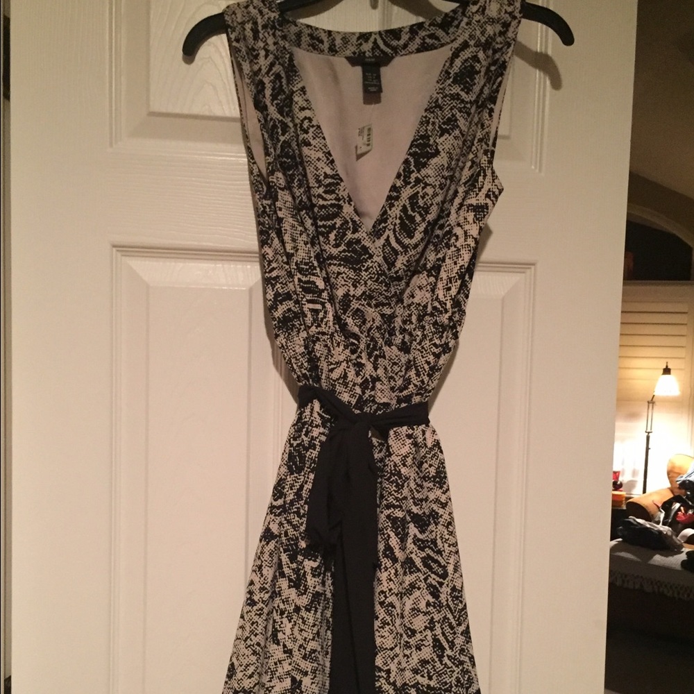 Belted H&M dress