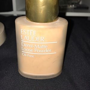 ESTĒE LAUDER MATTE LOOSE POWDER