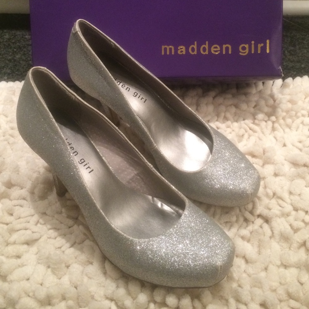 Madee Girl by Steve Madden Silver Glitter Heels