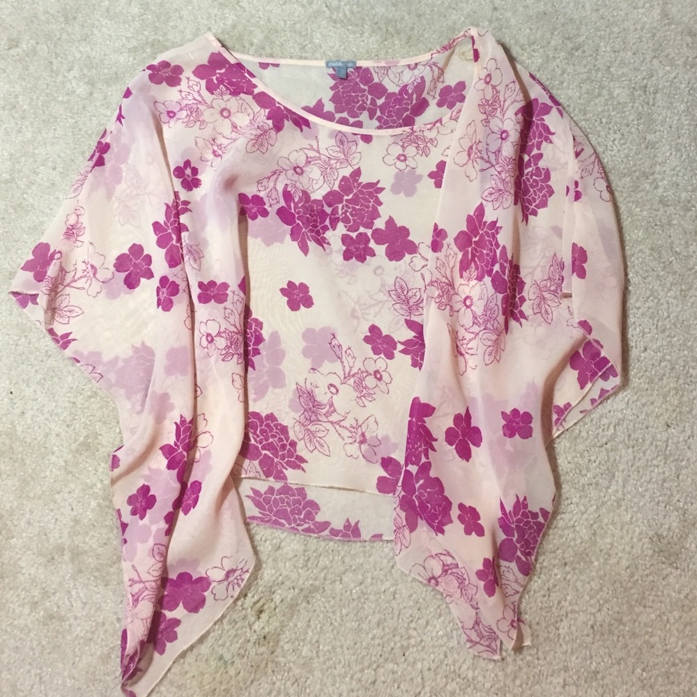 Charlotte Russe floral swing top