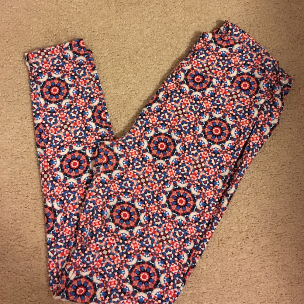 One size LuLaRoe leggings