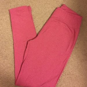 One size pink LuLaRoe leggings