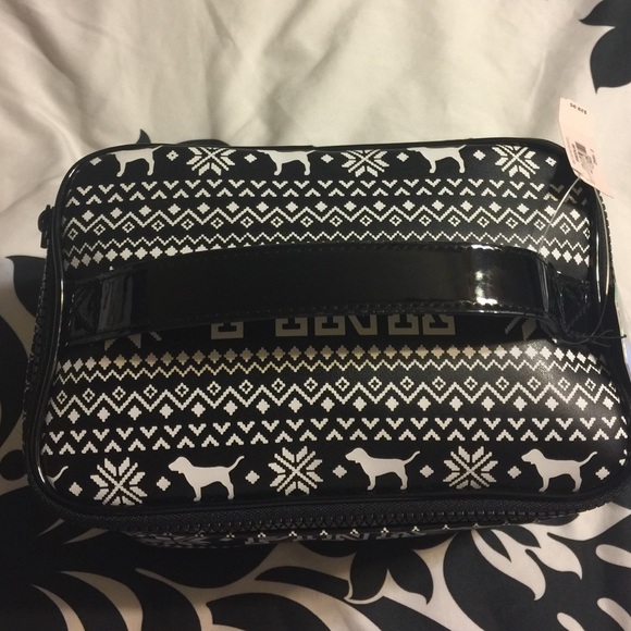 New Victoria's Secret PINK Bag!! - Picture 2 of 4