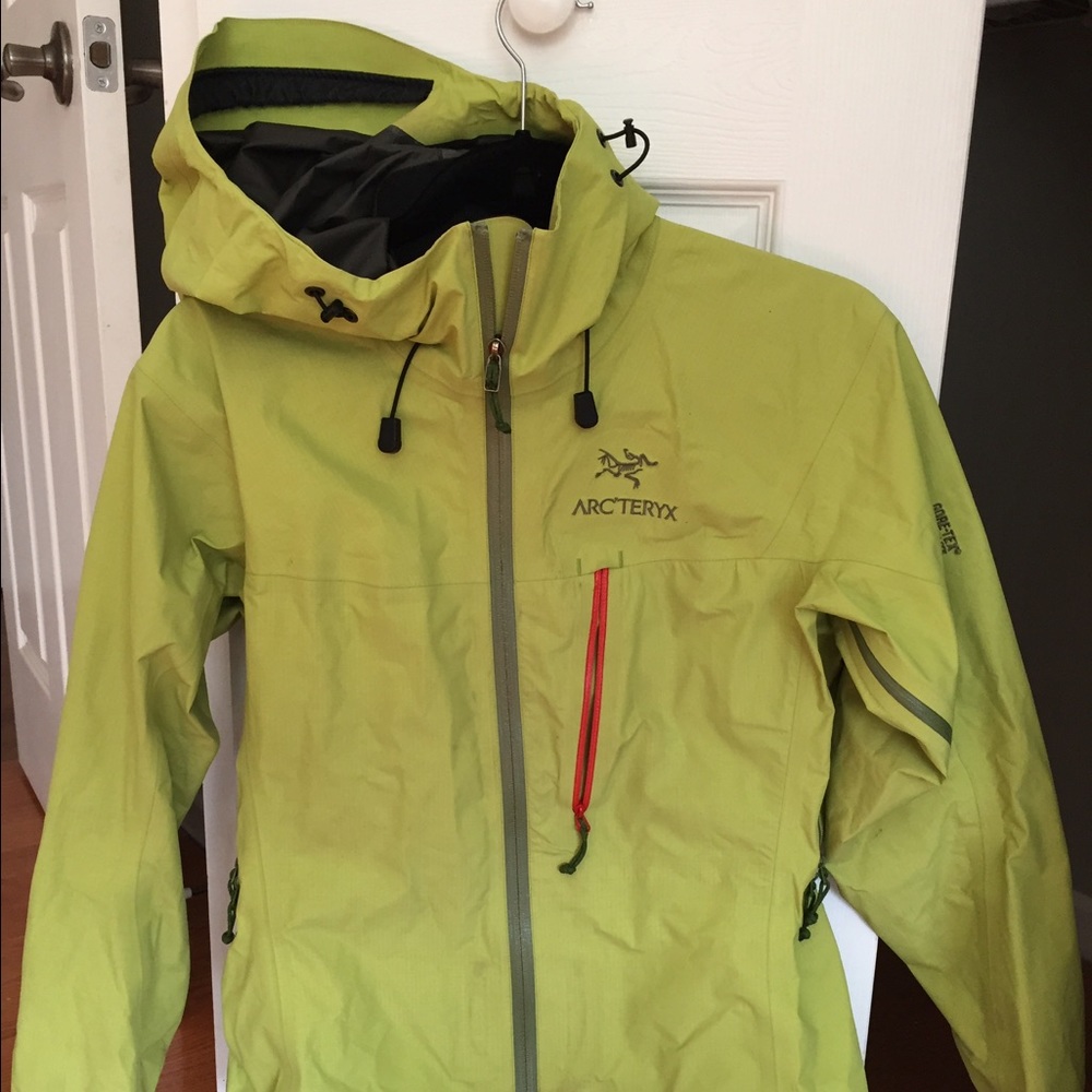 Arc'teryx Rain Jacket :Size XS
