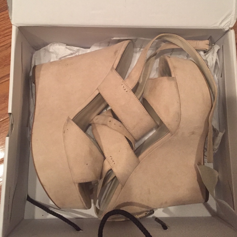 Aldo neigh wedges size 10 worn once