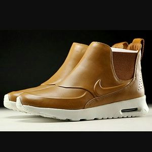 ISO Nike Air Max Thea Mid