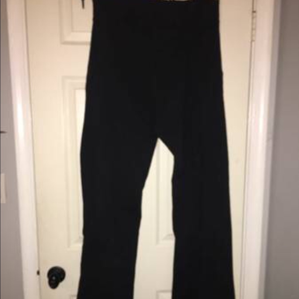 Lululemon yoga pants