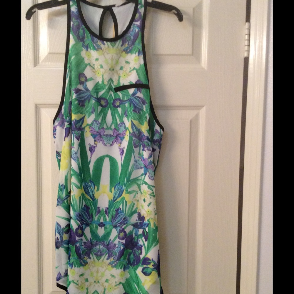 "NWT" Lush Floral Print Dress