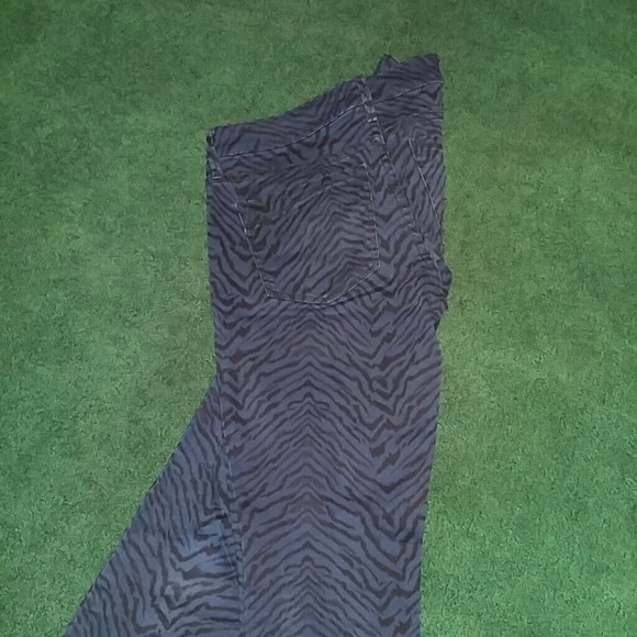 Express Jeans - Picture 3 of 4