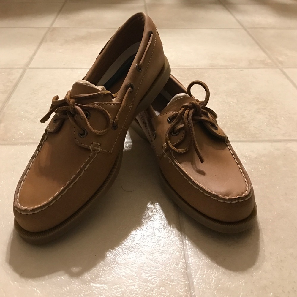 Sperry Top-Sider Sahara NIB