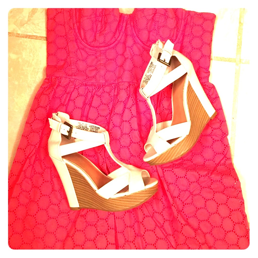 Elle Woodblock Wedges (Cream)