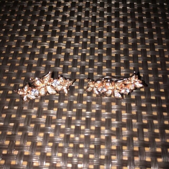 Cubic zirconia & rose sterling silver butterfly - Picture 1 of 4