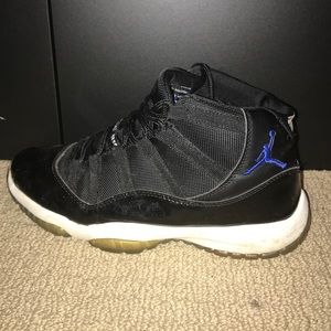 Jordan 11 "Space Jam" size 9.5